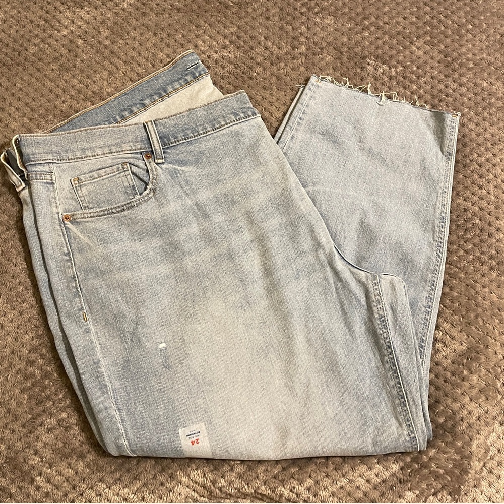 Old Navy Plus Size 24 Boyfriend Light Wash Jeans